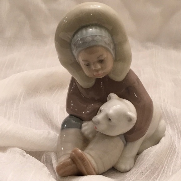lladro eskimo boy with polar bear
